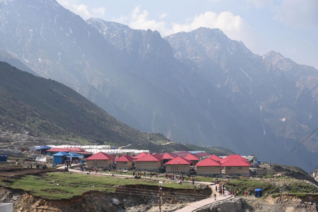 Budget Stay Options (₹500 – ₹1000 Per Person) in in Kedarnath